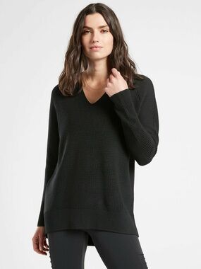 V-Neck Long Sleeve Black Women's Sweater